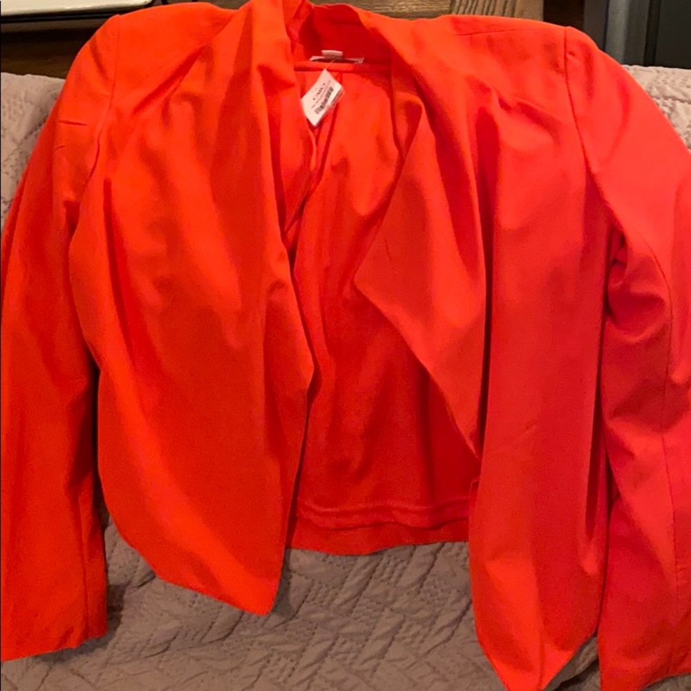 Size small 3/4 length women’s blazer